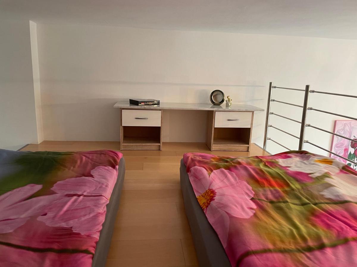 Luxury 60m2 Appartement in Wilhelmstadt Berlin Exterior foto